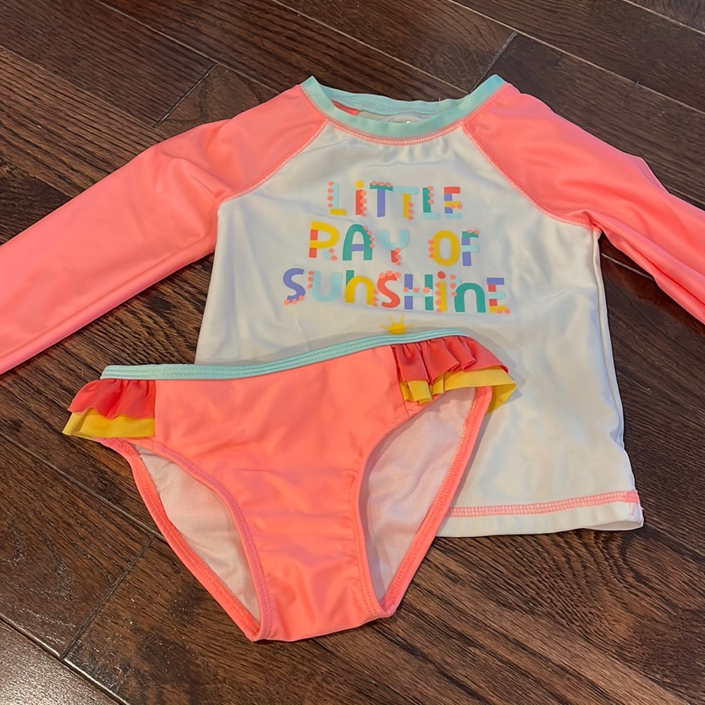 5t girls bathing suit- rash guard and bottom